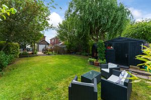 rear garden- click for photo gallery